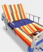 “东贝医疗”手动护理病床，让照护触手可及